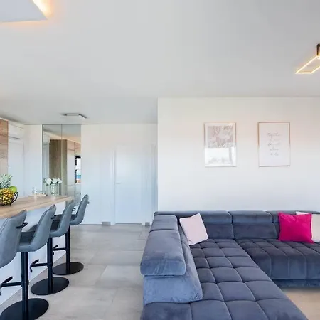 Penthouse Mimi Apartament